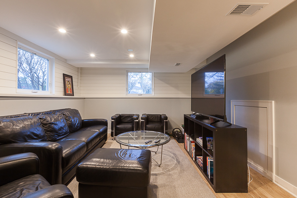 Basement Remodel in Clarendon Hills, Illinois