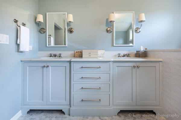 Transitional Master Bathroom Remodel in Clarendon Hills, Illinois