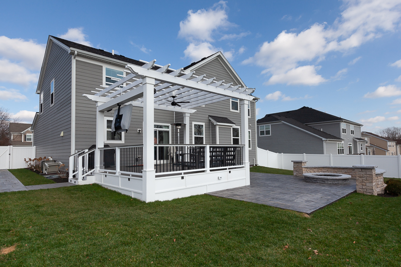 Pergola and Stamped Concrete Patio in Glen Ellyn, Illinois