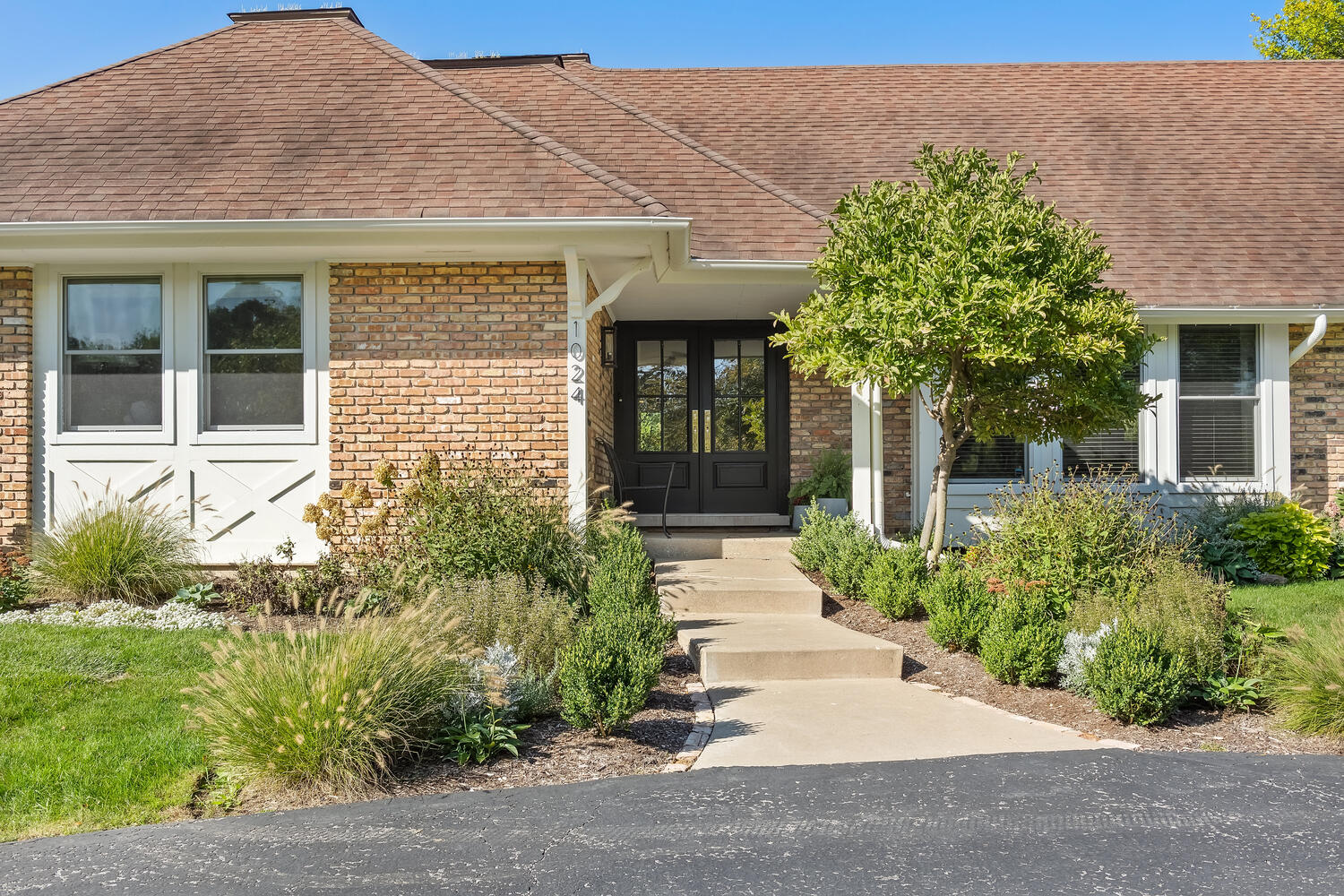 1024 Laurie lane burr ridge Illinois Brent Hyland Homes