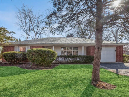 Home Sold in Clarendon Hills, Illinois
